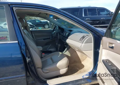 2004 Toyota Camry Le из США, поврежденный, VIN 4T1BE32K44U321429